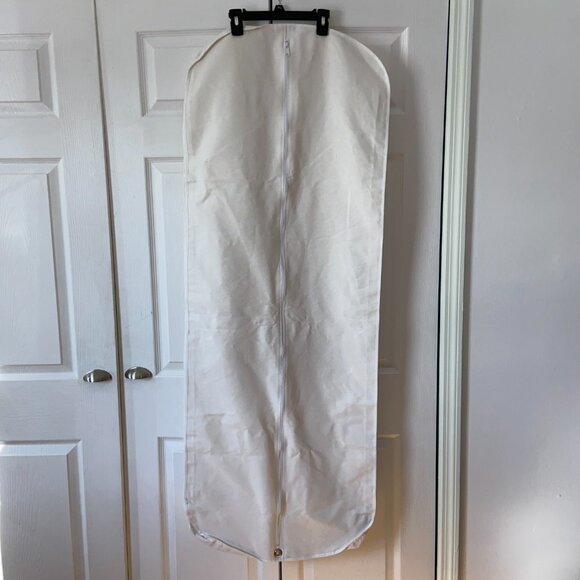 Chloe Thick Soft Cream Garment Apparel Bag with Zipper - Picture 2 of 6